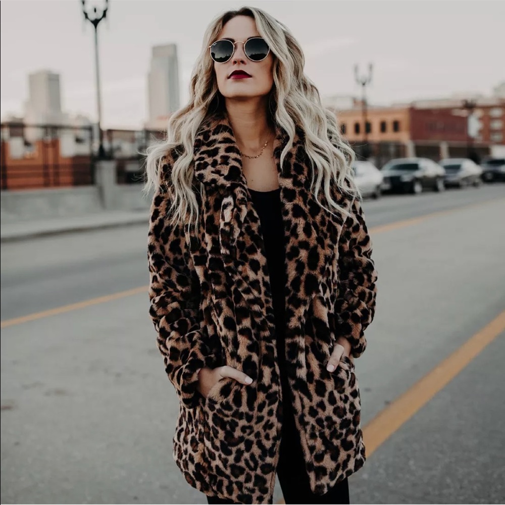 Trendy Novelty Leopard Fur Coat, Jacket - Picture 3 of 7